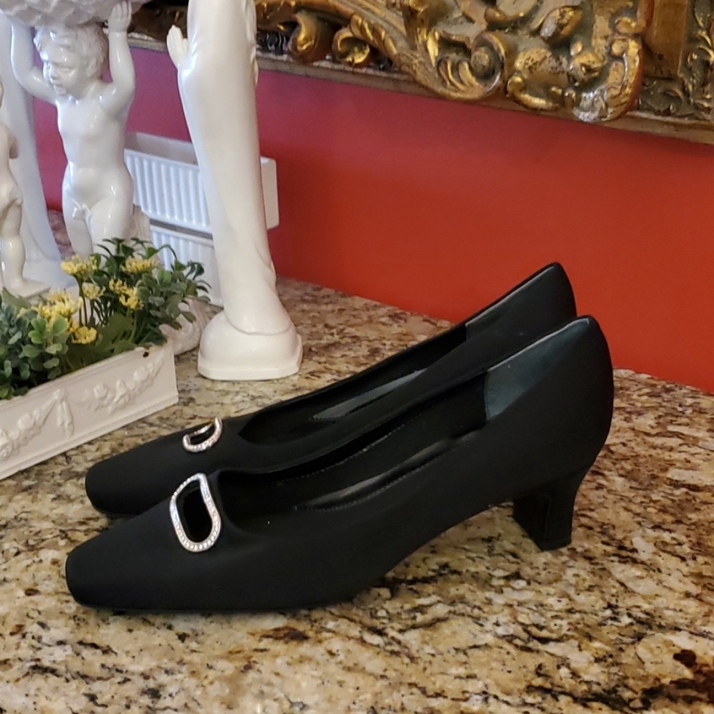 Easy~Spirit Darleens Heels